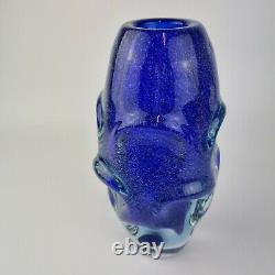 Vintage 20ème Siècle En Verre D'art Vase Beranek Style Bleu Knobbly 22.5cm Haute