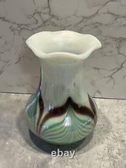 Vintage Fenton Art Verre Tiré Plume Vase Vert Violet Irisé Blanc