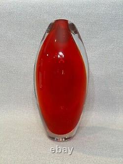 Vintage Grand Et Lourd Murano Art Verre Rouge Et Vase Clair, 12 Tall, 6 Plus Large