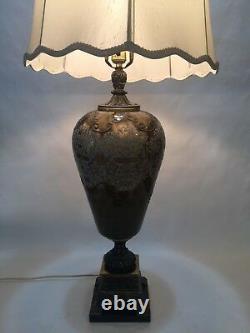 Vintage Murano Art Verre Militaire Vert & Vase D'or Avec Fleurs D'overlay Lampe De Table