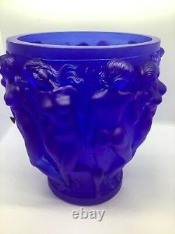 Vintage XL 10 H Bleu Foncé Bacchantes Vase En Verre D'art Lourd 9.8lb Nues Nues