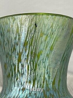 Vtg Antique Loetz Vase De Verre D'art Vert Avec Bleu Vert Iridescent Conception De La Tache D'huile