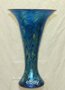 Vtg Lundberg Glass Studio Art 11 Evening Star Flare Vase Bleu Irisé Aurene