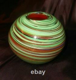 Vtg Murano Italie Art De Verre Vase / Vert & Bol D'or Aventurine Swirls W Rouge Doublure